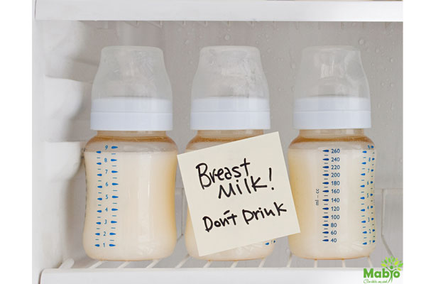 cách bảo quản sữa mẹ trong tủ lạnh