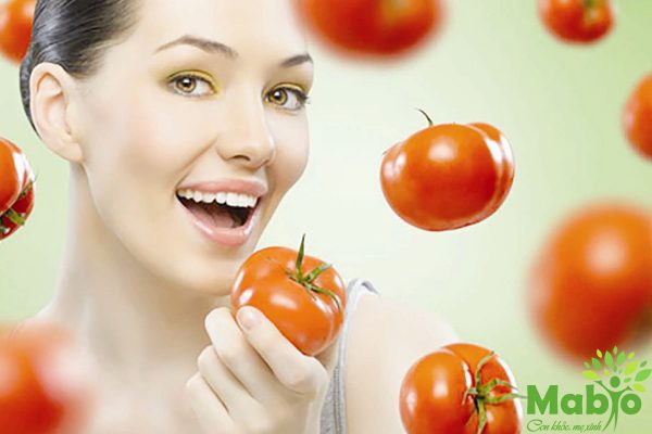 Sau sinh ăn quả cà chua: LỢI SỮA bé - ĐẸP DÁNG và DA cho mẹ!