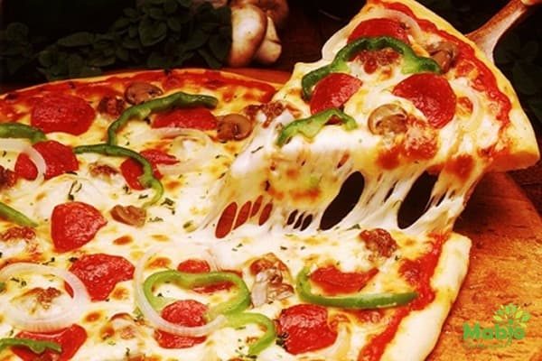 Sau khi sinh ăn pizza làm tăng nguy cơ mắc nhiều bệnh, gây hại cho sức khỏe