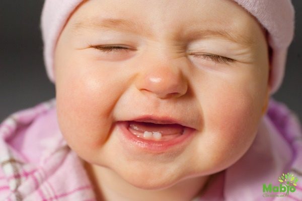 Làm sao để mũi trẻ sơ sinh cao ngay từ nhỏ?
