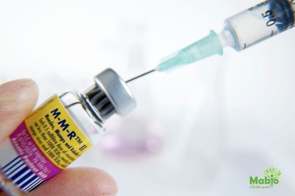 Vắc xin MMR II phòng sởi, quai bị, rubella cho trẻ