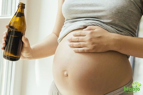 Một số loại thực phẩm mẹ nên tránh trong 3 tháng giữa của thai kỳ