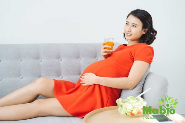 Một chế độ sinh hoạt và dinh dưỡng lành mạnh sẽ giúp quá trình sinh thường của mẹ nhẹ nhàng hơn