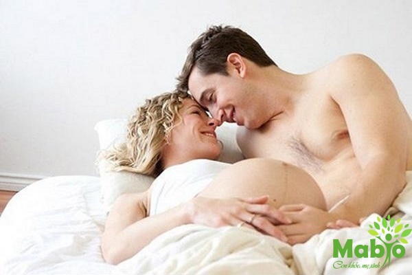 Quan hệ tình dục với tần suất vừa phải để đảm bảo sức khỏe cho mẹ và thai nhi